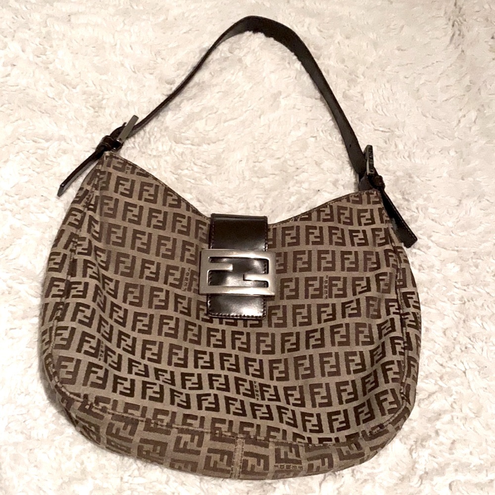 Fendi iconic logo shoulder brown bag auth vintage
